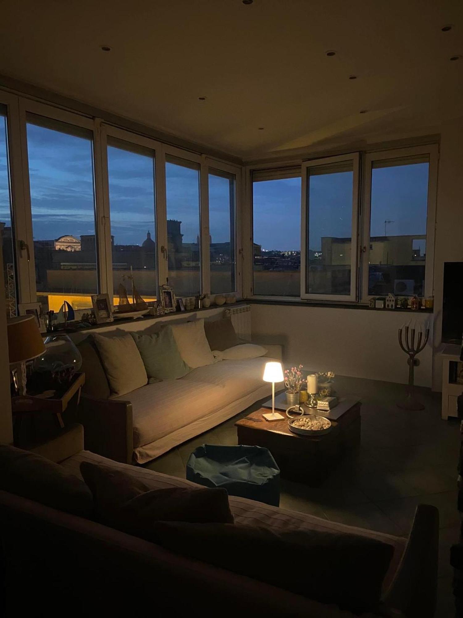 La Casa Sui Tetti Bed & Breakfast Napoli Bagian luar foto