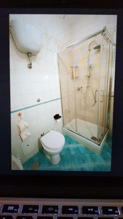 La Casa Sui Tetti Bed & Breakfast Napoli Bagian luar foto