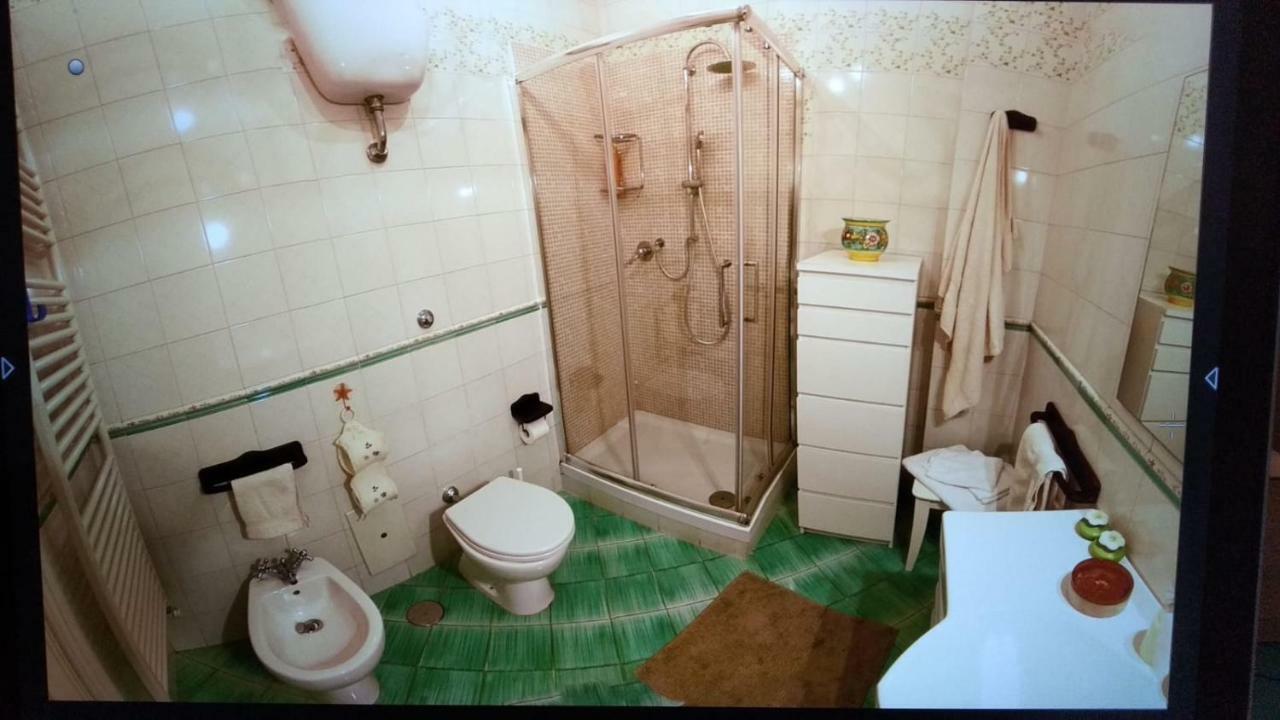La Casa Sui Tetti Bed & Breakfast Napoli Bagian luar foto